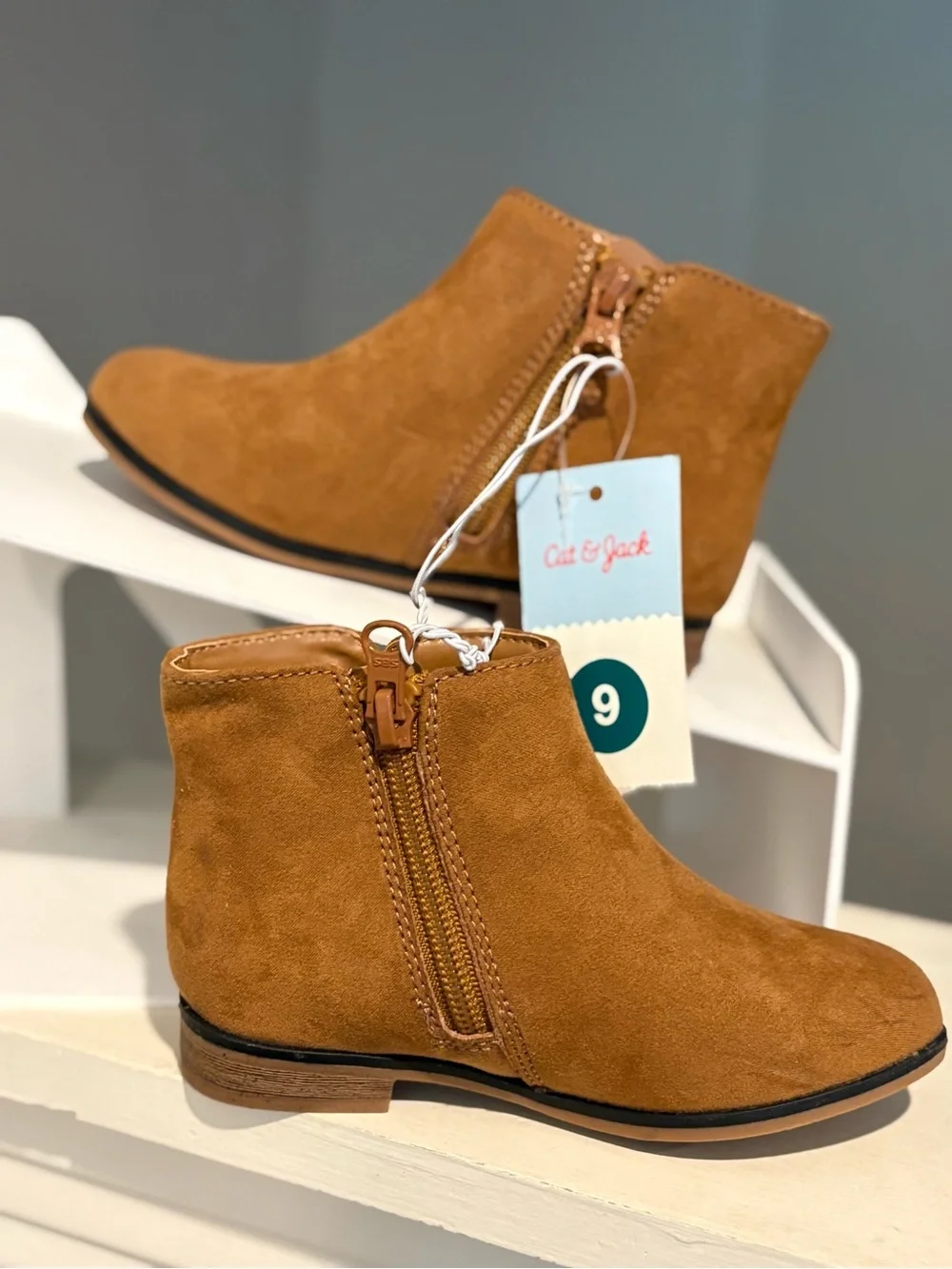 Cat & Jack Penelope Faux Suede Bootie Camel Unisex Kids Size 9 Flexible Outsole